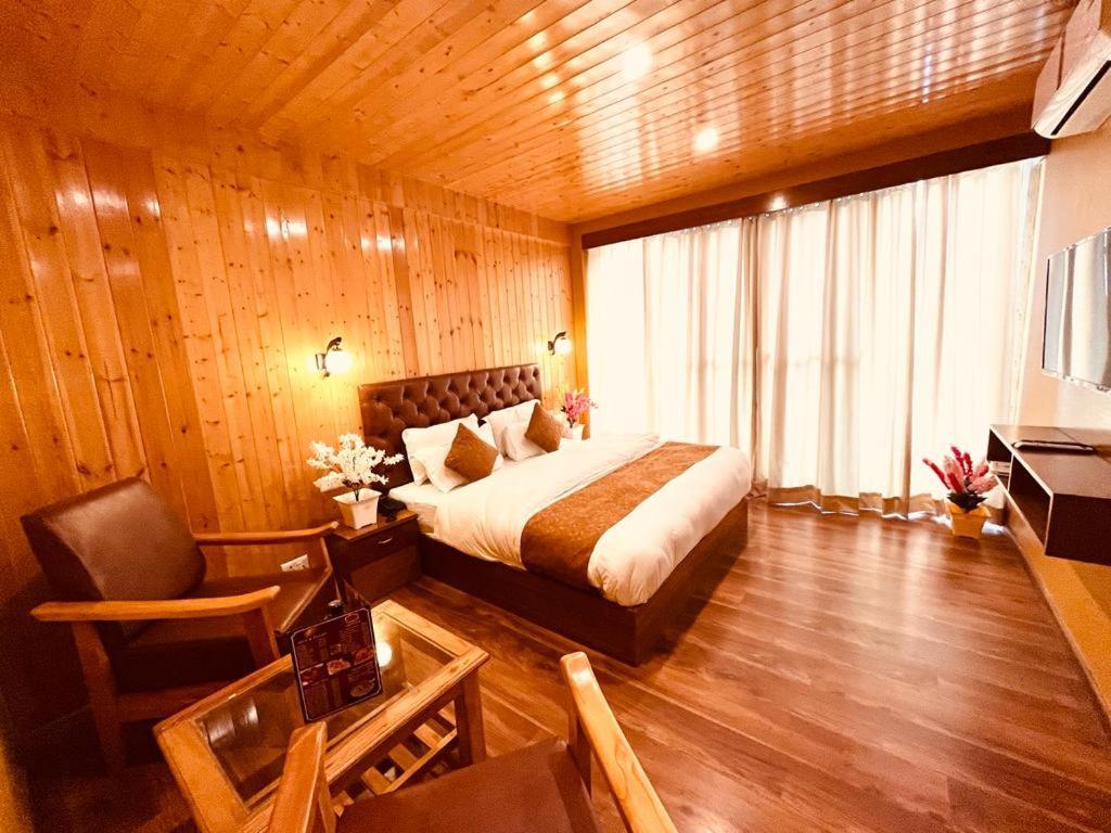 Tata Vista Resort Mall Road Manali - Centrally Heated & Air Cooled المظهر الخارجي الصورة