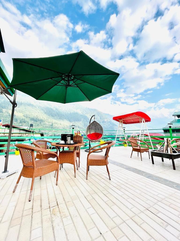 Tata Vista Resort Mall Road Manali - Centrally Heated & Air Cooled المظهر الخارجي الصورة